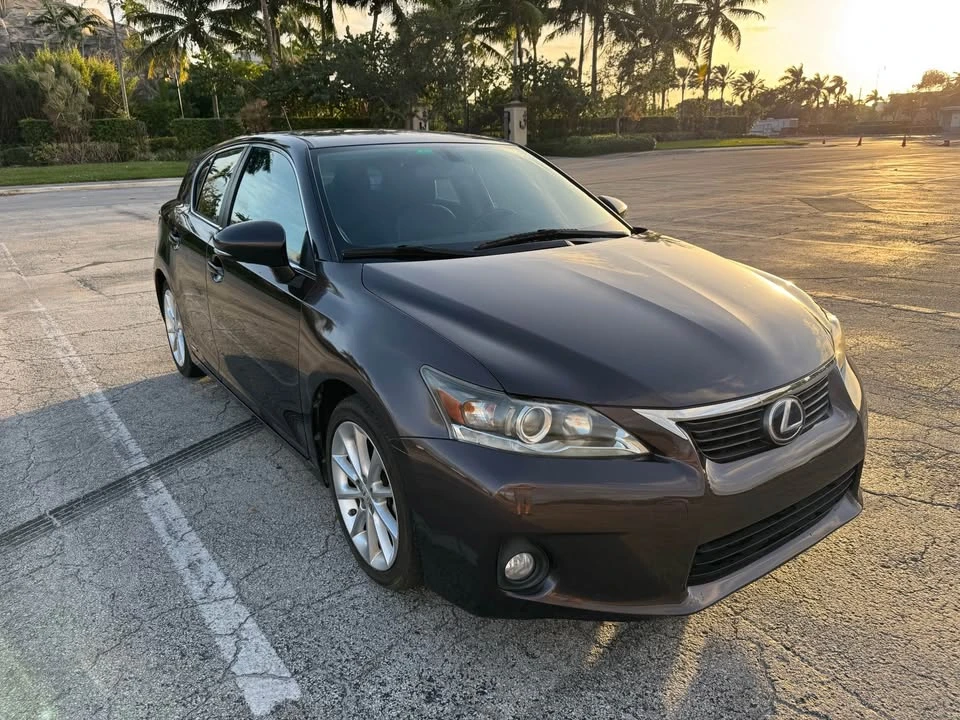 2012 Lexus CT - Image 7 of 14