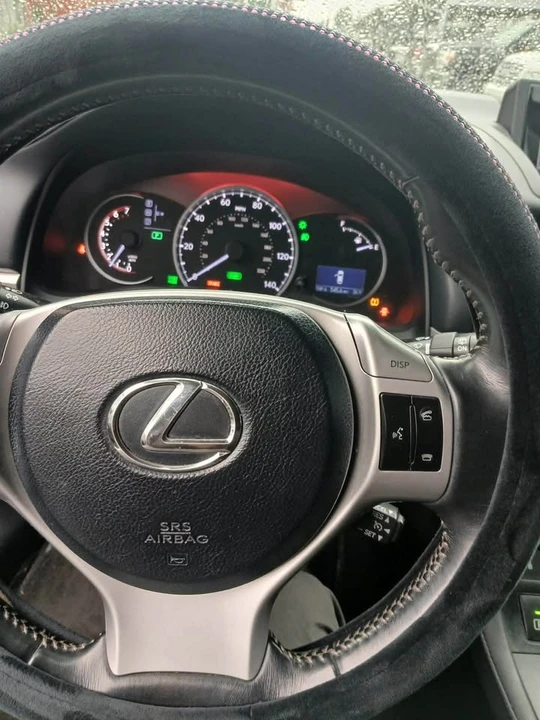 2012 Lexus CT - Image 3 of 8