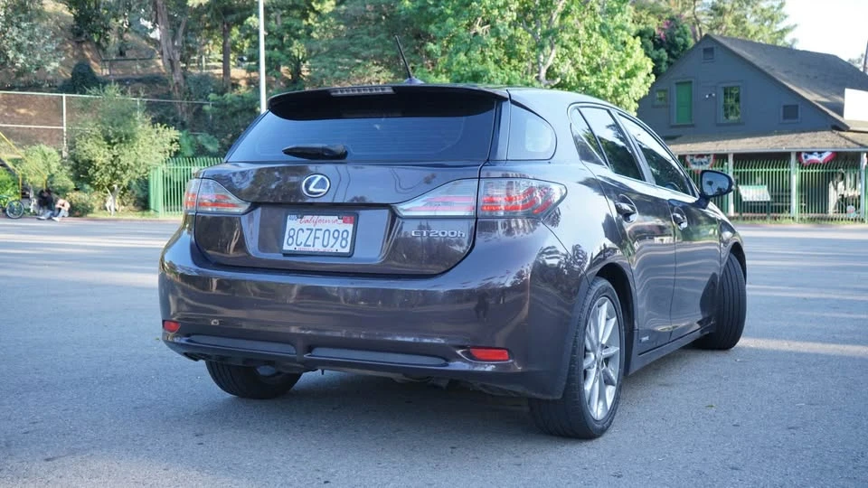 2012 Lexus CT - Image 4 of 7