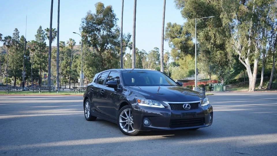 2012 Lexus CT - Image 2 of 7