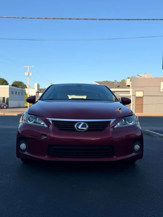 2012 Lexus CT - Image 2 of 14