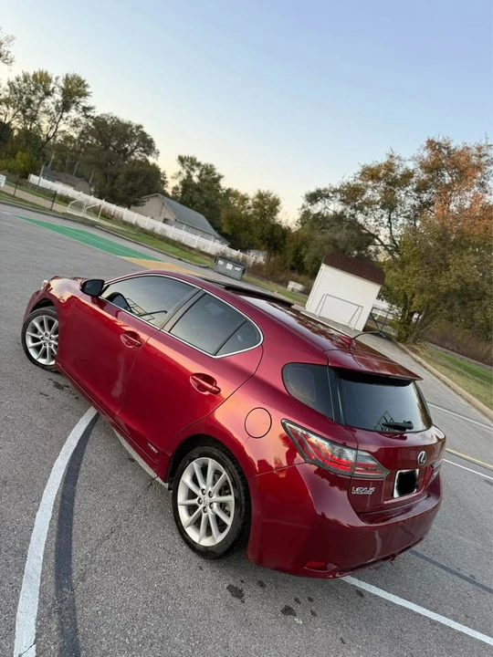 2012 Lexus CT - Image 8 of 19