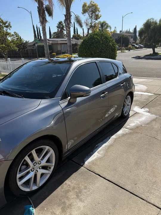 2012 Lexus CT - Image 2 of 6