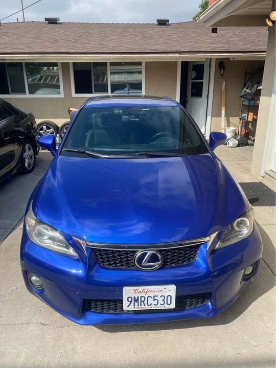 2012 Lexus CT - Image 2 of 11