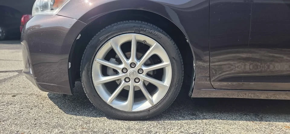 2012 Lexus CT - Image 19 of 20