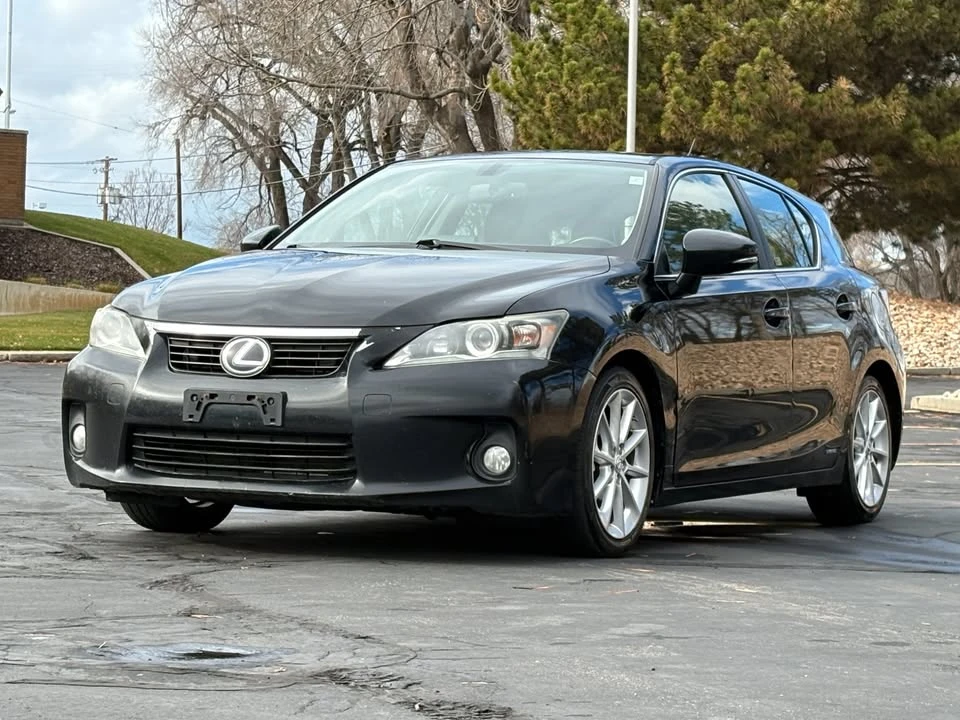 2012 Lexus CT - Image 2 of 20