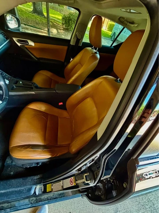 2012 Lexus CT - Image 6 of 8