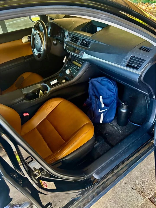 2012 Lexus CT - Image 7 of 8
