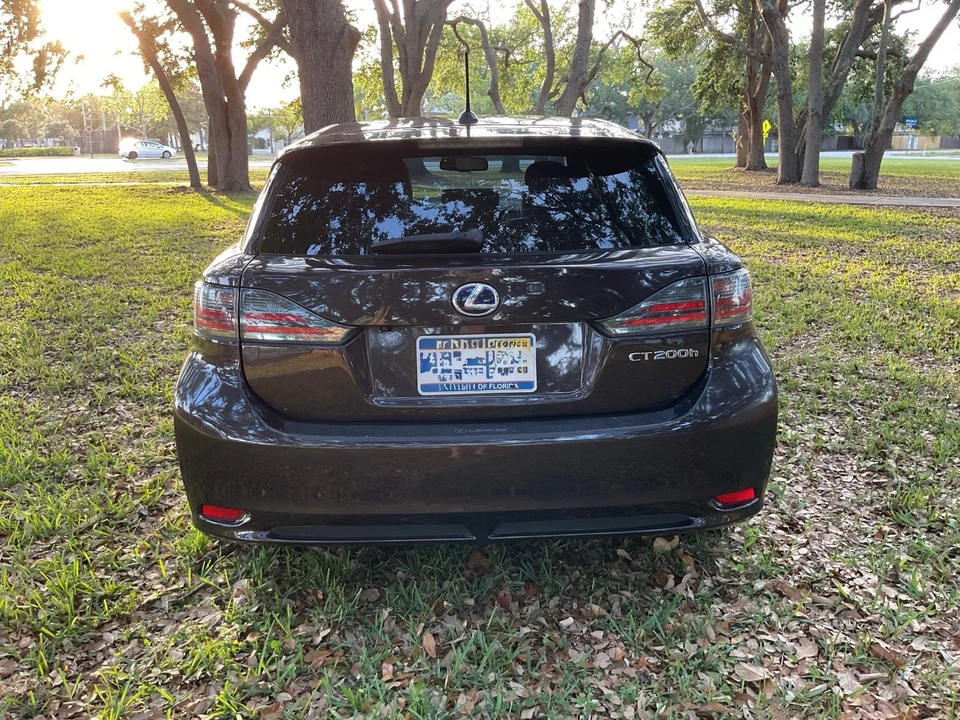 2012 Lexus CT - Image 2 of 21