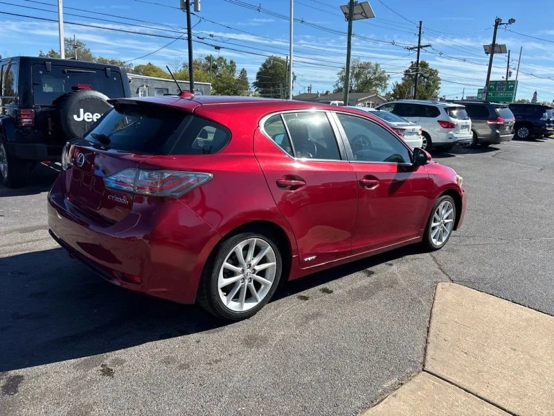 2012 Lexus CT - Image 8 of 12