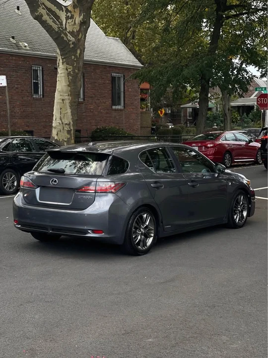 2012 Lexus CT - Image 4 of 17
