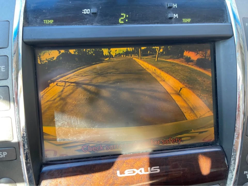 2012 Lexus ES 5th Gen - Image 10 of 16
