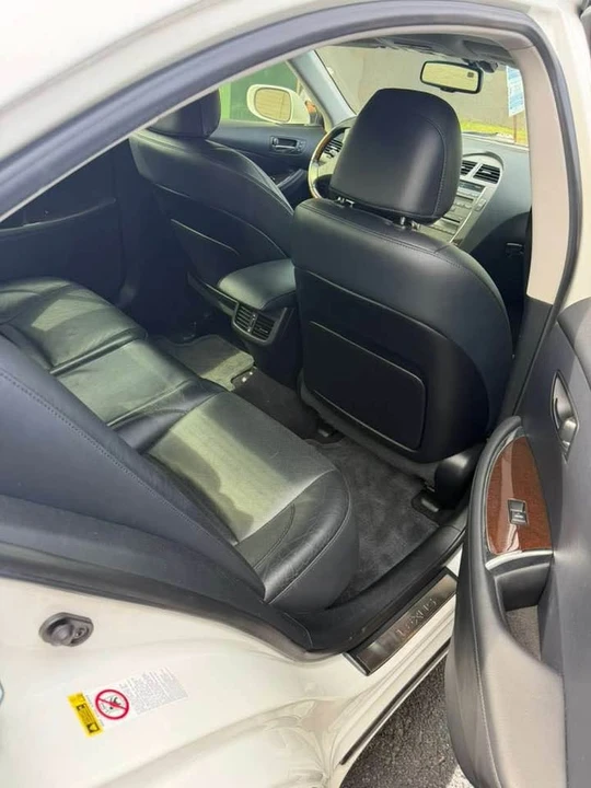 2012 Lexus ES 5th Gen - Image 13 of 14