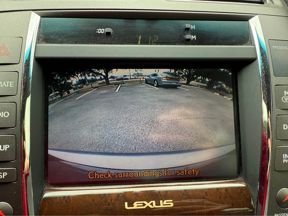 2012 Lexus ES 5th Gen - Image 14 of 19