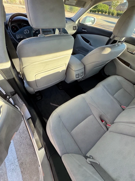2012 Lexus ES 5th Gen - Image 10 of 11