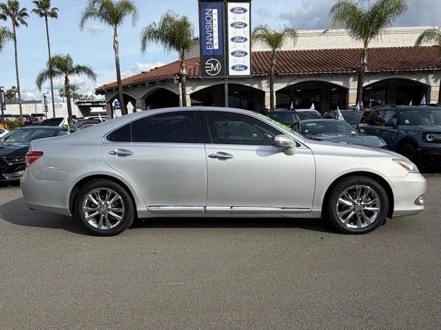 2012 Lexus ES 5th Gen - Image 9 of 12