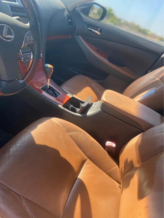 2012 Lexus ES 5th Gen - Image 11 of 19