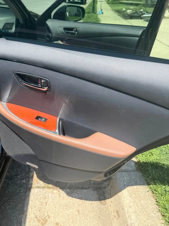 2012 Lexus ES 5th Gen - Image 11 of 13