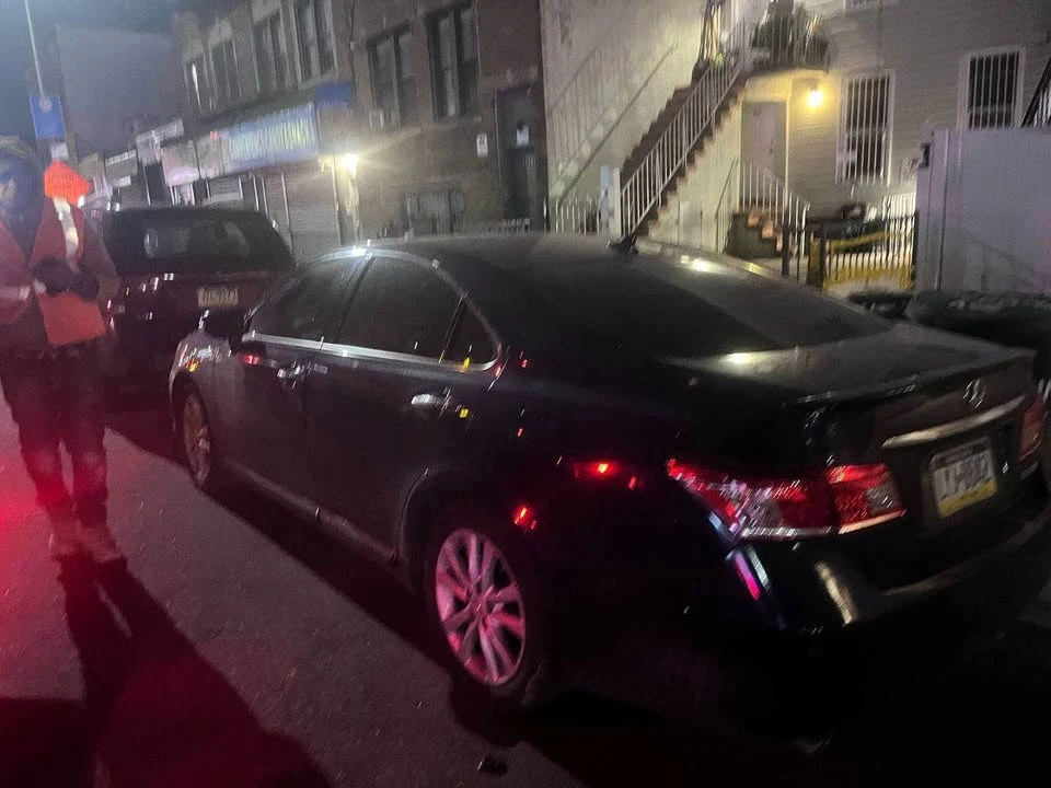2012 Lexus ES 5th Gen - Image 3 of 4