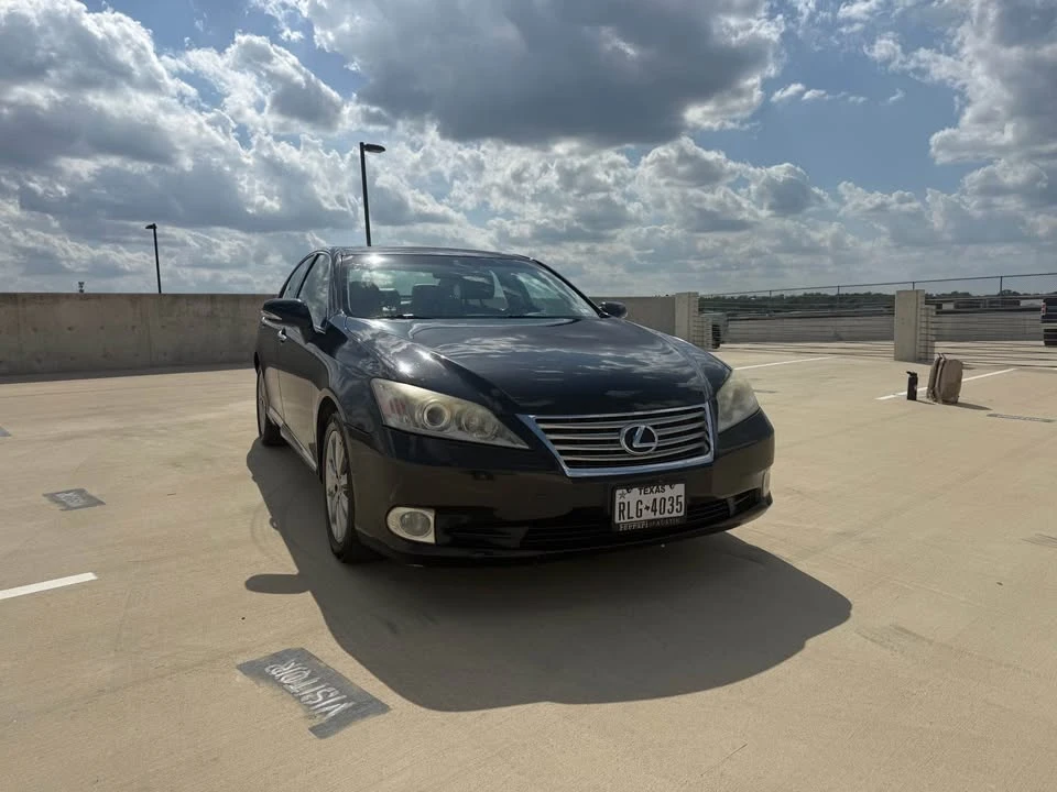2012 Lexus ES 5th Gen - Image 6 of 16