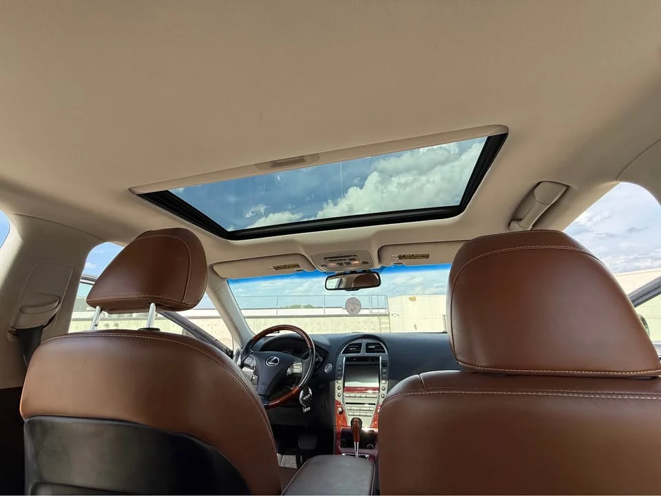 2012 Lexus ES 5th Gen - Image 16 of 16