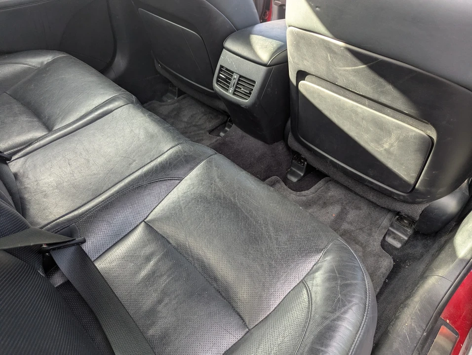 2012 Lexus ES 5th Gen - Image 8 of 11