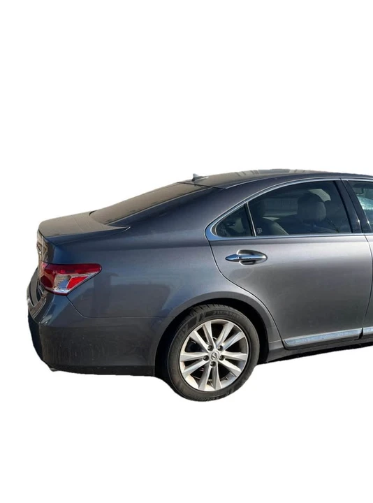 2012 Lexus ES 5th Gen - Image 5 of 9