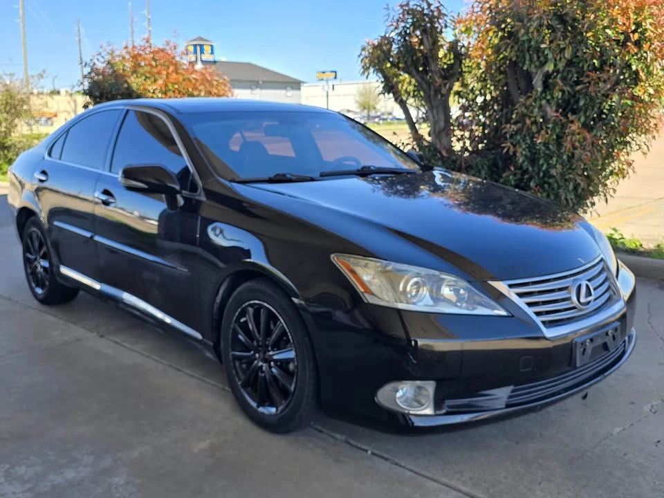 2012 Lexus ES 5th Gen - Image 9 of 9
