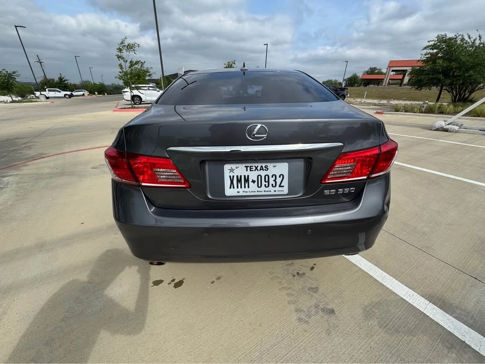 2012 Lexus ES 5th Gen - Image 5 of 20