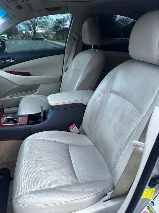 2012 Lexus ES 5th Gen - Image 7 of 13