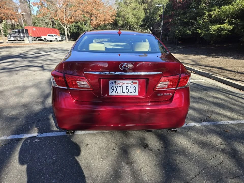2012 Lexus ES 5th Gen - Image 4 of 12