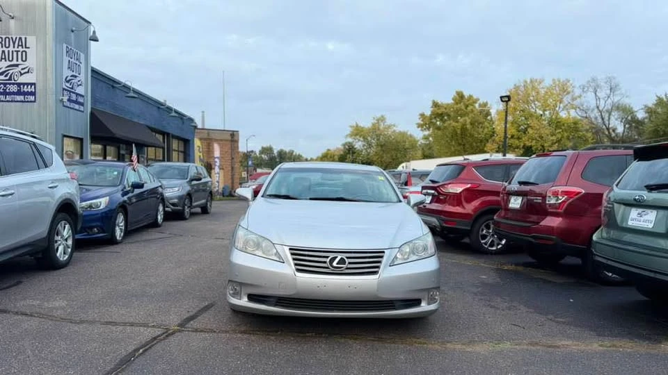 2012 Lexus ES 5th Gen - Image 3 of 14