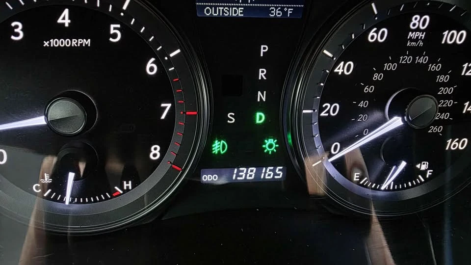 2012 Lexus ES 5th Gen - Image 17 of 20