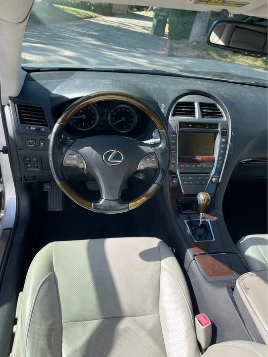 2012 Lexus ES 5th Gen - Image 12 of 14