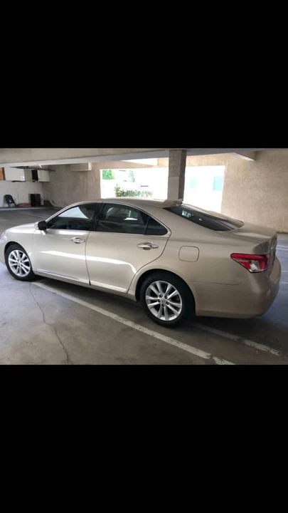 2012 Lexus ES 5th Gen - Image 3 of 9