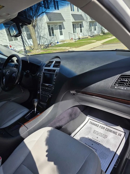 2012 Lexus ES 5th Gen - Image 7 of 12