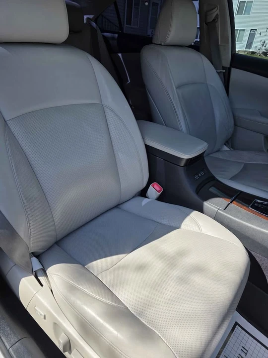 2012 Lexus ES 5th Gen - Image 6 of 12