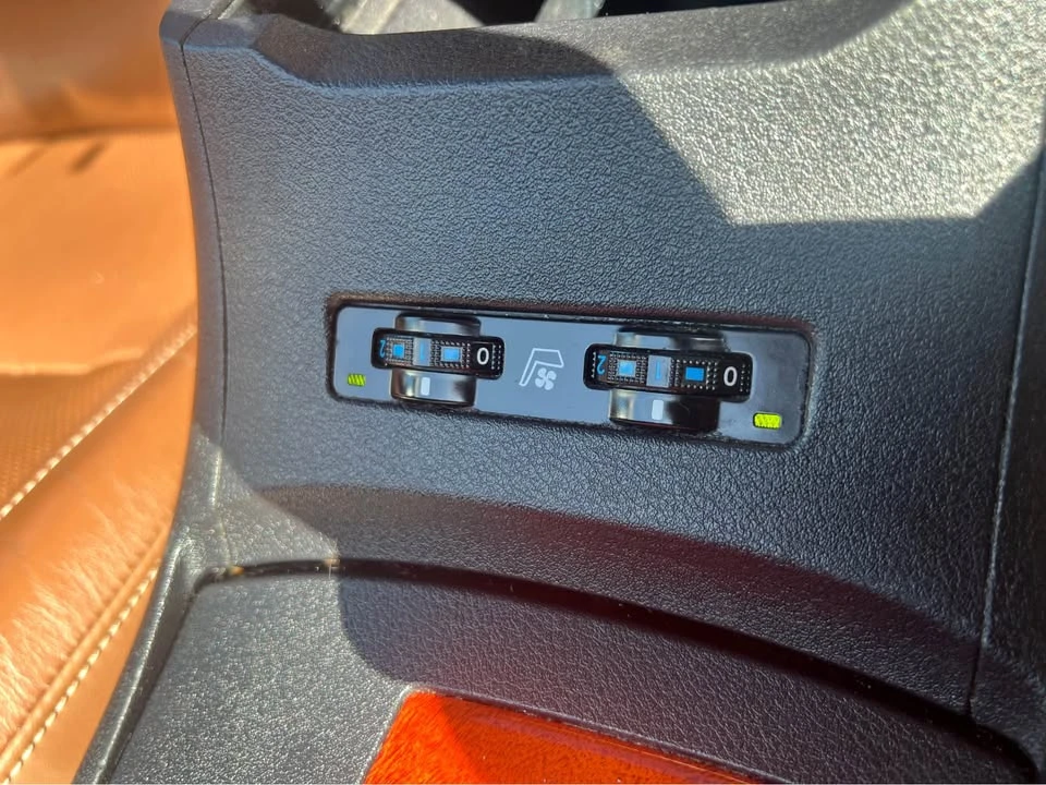 2012 Lexus ES 5th Gen - Image 16 of 16