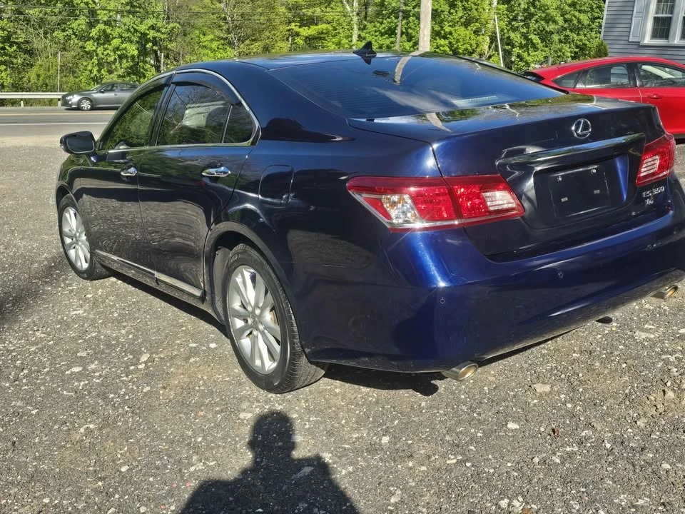2012 Lexus ES 5th Gen - Image 12 of 15