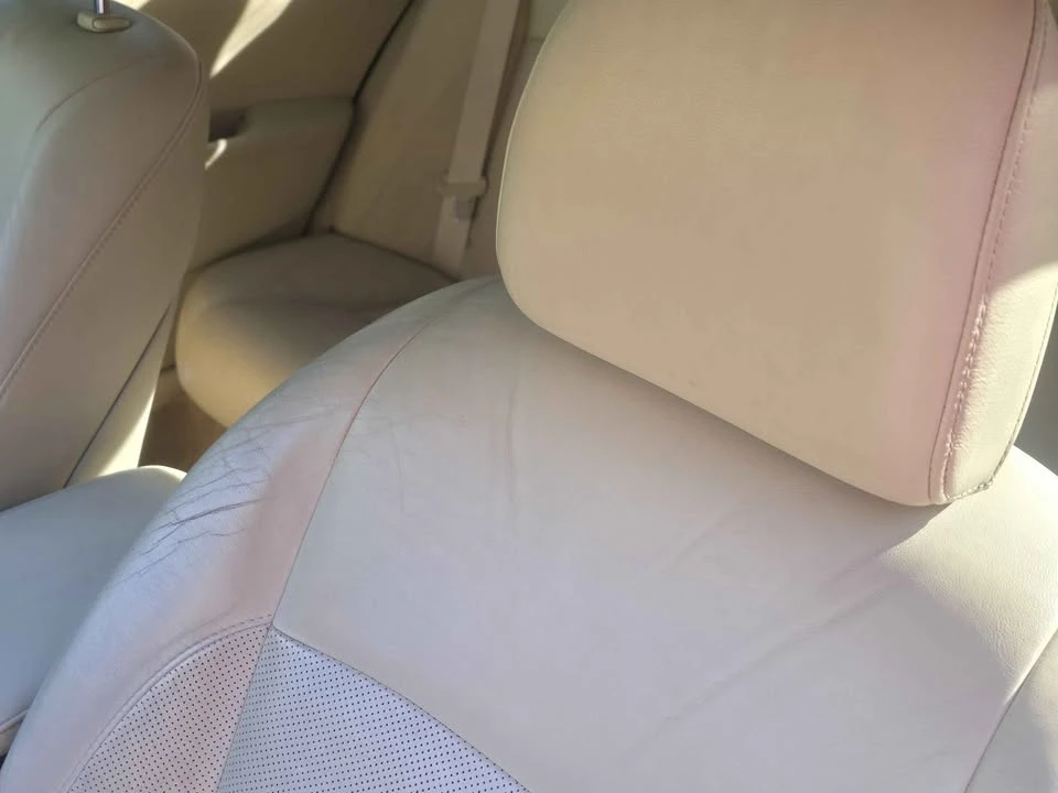 2012 Lexus ES 5th Gen - Image 8 of 15