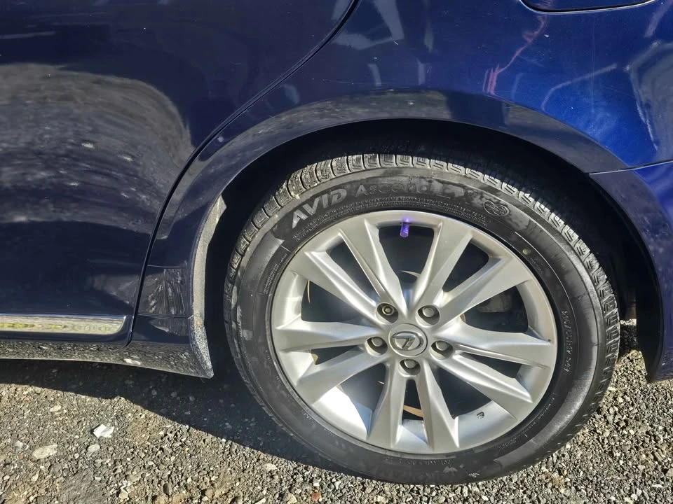 2012 Lexus ES 5th Gen - Image 9 of 15