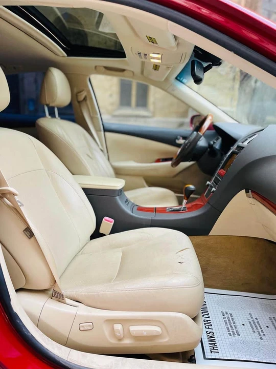 2012 Lexus ES 5th Gen - Image 15 of 19