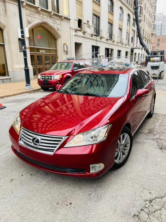 2012 Lexus ES 5th Gen - Image 8 of 19