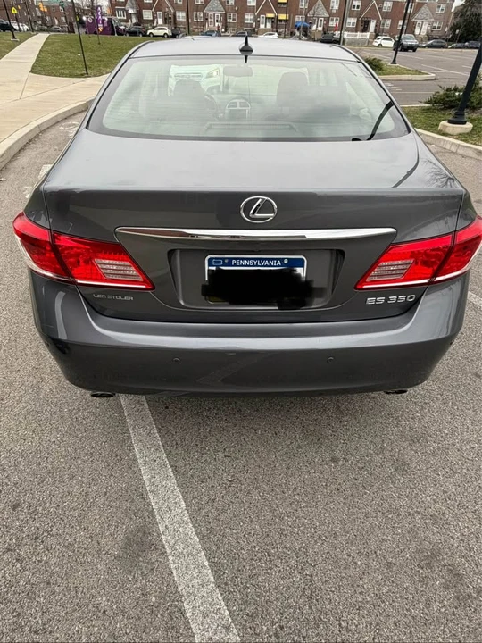 2012 Lexus ES 5th Gen - Image 9 of 10