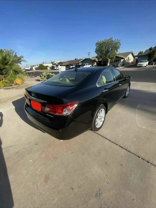 2012 Lexus ES 5th Gen - Image 4 of 17