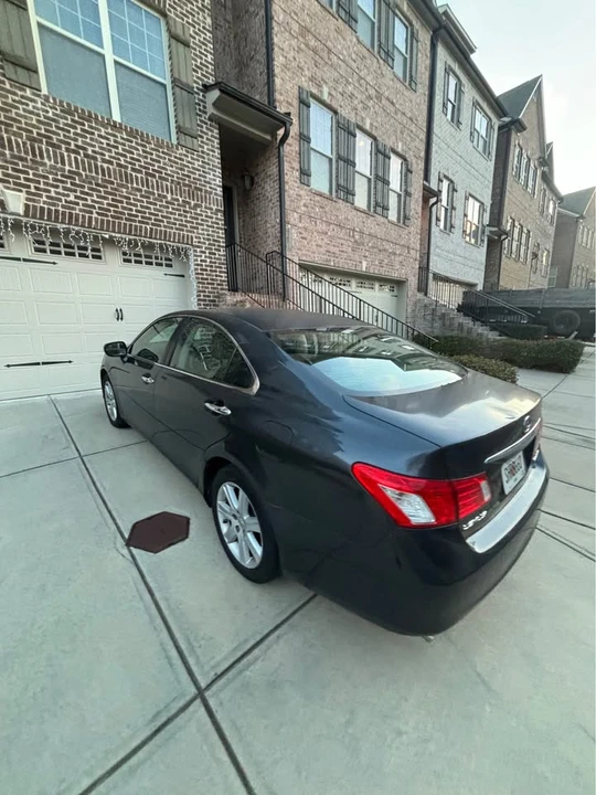 2012 Lexus ES 5th Gen - Image 7 of 12