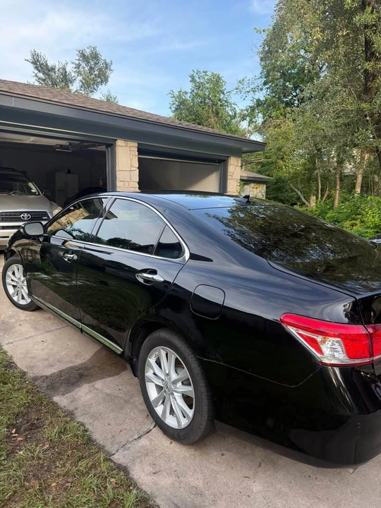 2012 Lexus ES 5th Gen - Image 4 of 12