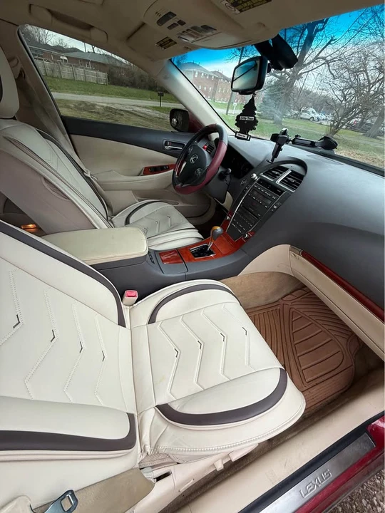 2012 Lexus ES 5th Gen - Image 12 of 13