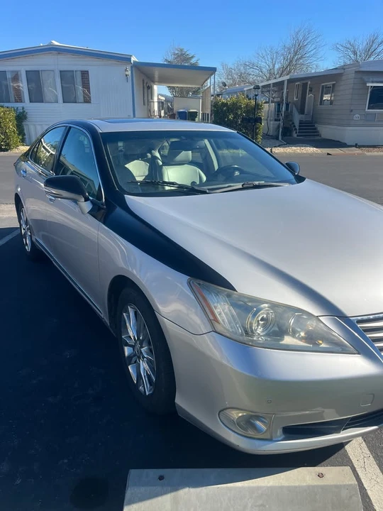 2012 Lexus ES 5th Gen - Image 2 of 8