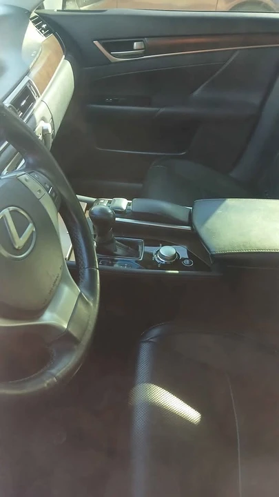 2012 Lexus GS 4th Gen - Image 2 of 5